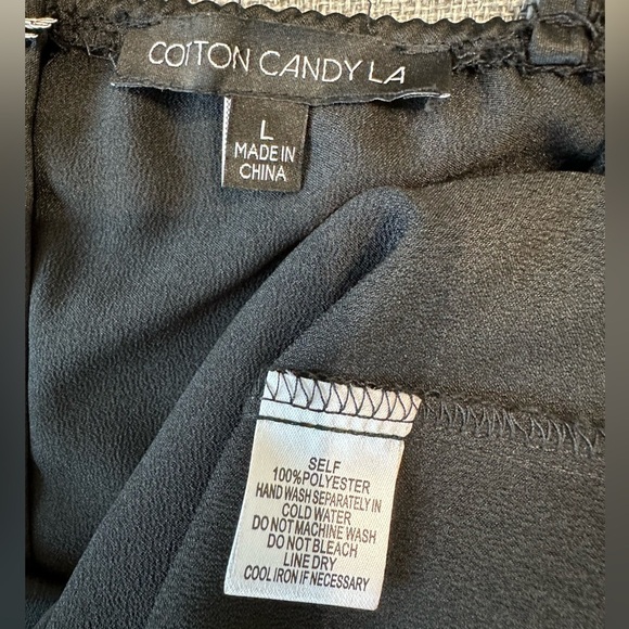 🛍️Large black mini dress with adjust both side of dress with string excellent. - Picture 2 of 9